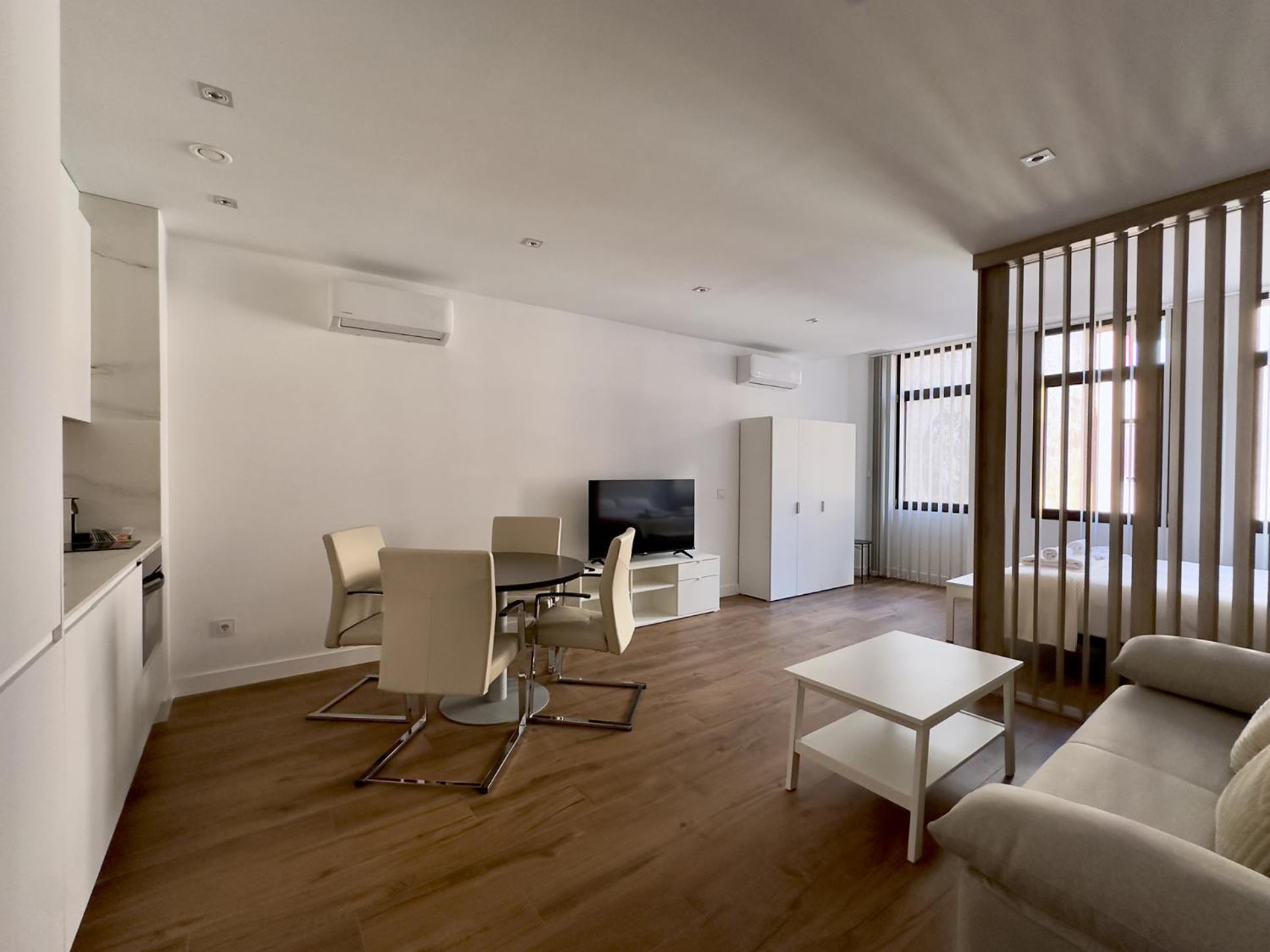 Apartamentos Alfisa Puerta Del Sol Мадрид Екстер'єр фото
